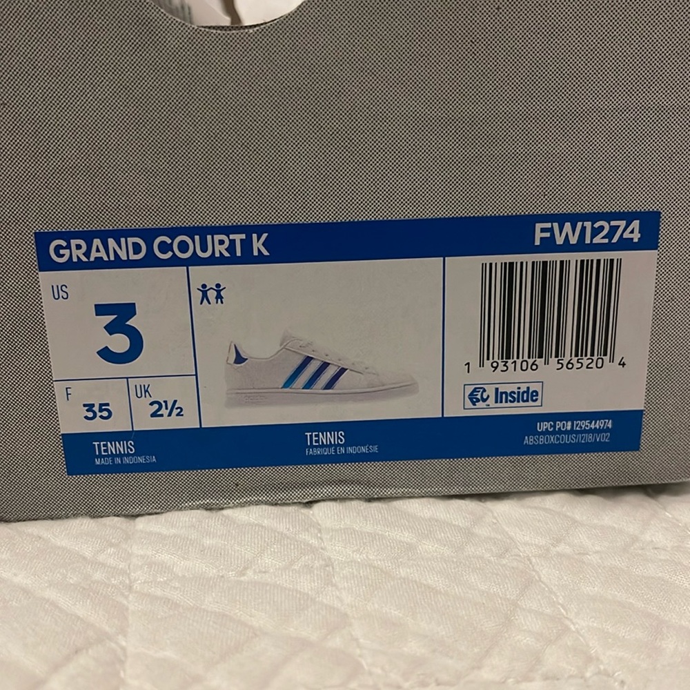 Girl's Adidas Grand Court K Sneakers in White Size 3 - Picture 3 of 3